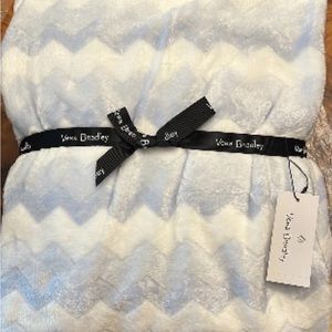 NWT Vera Bradley fleece blanket Twin XL Merry Mischief Snow Day 80x50”
